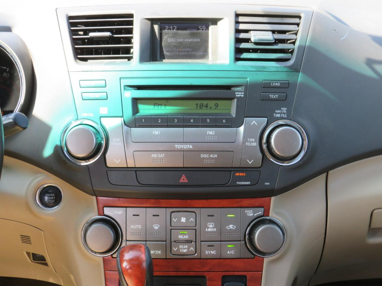 Toyota Highlander Limited 4WD 2010