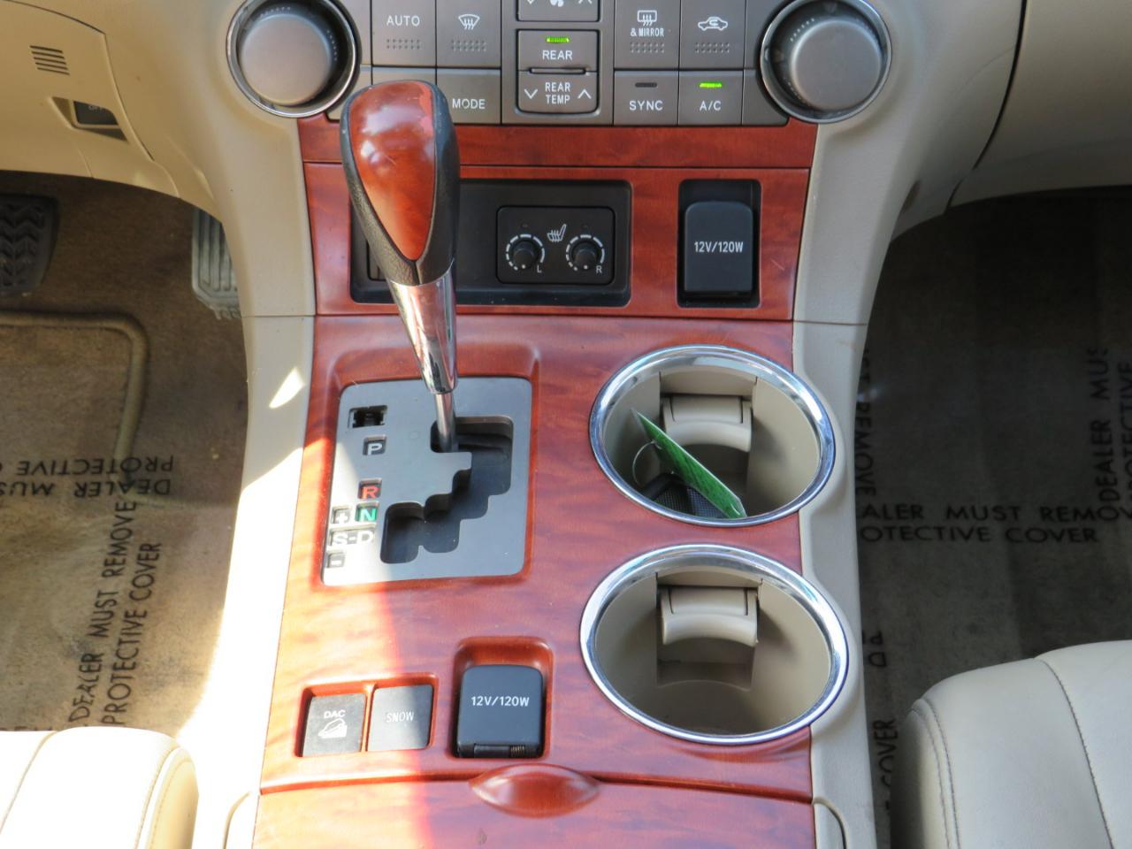 Toyota Highlander Limited 4WD 2010