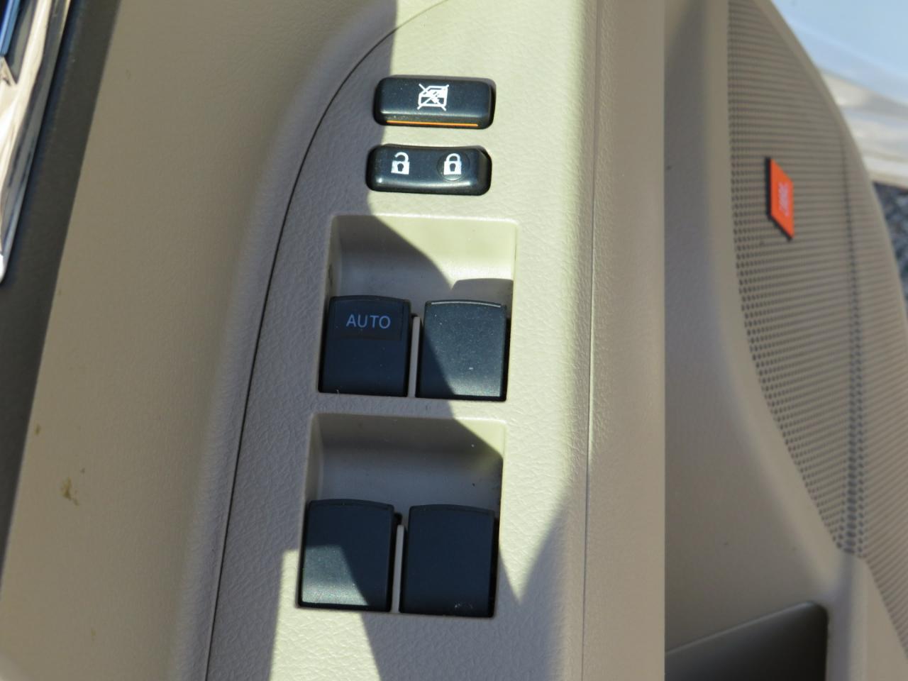 Toyota Highlander Limited 4WD 2010