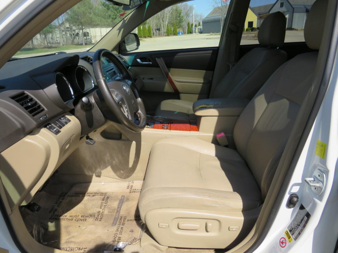 Toyota Highlander Limited 4WD 2010