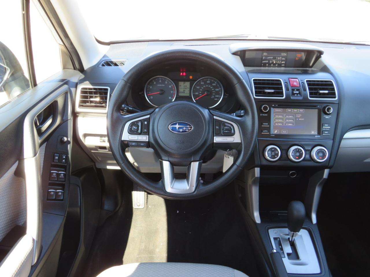 Subaru Forester 2.5i Premium PZEV CVT 2017