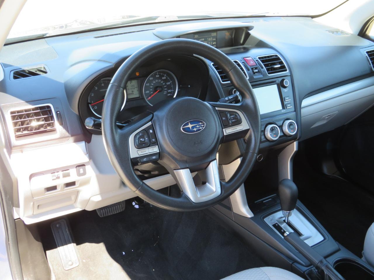 Subaru Forester 2.5i Premium PZEV CVT 2017