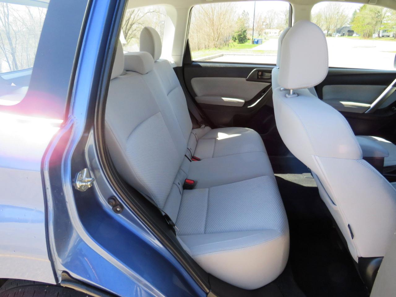 Subaru Forester 2.5i Premium PZEV CVT 2017