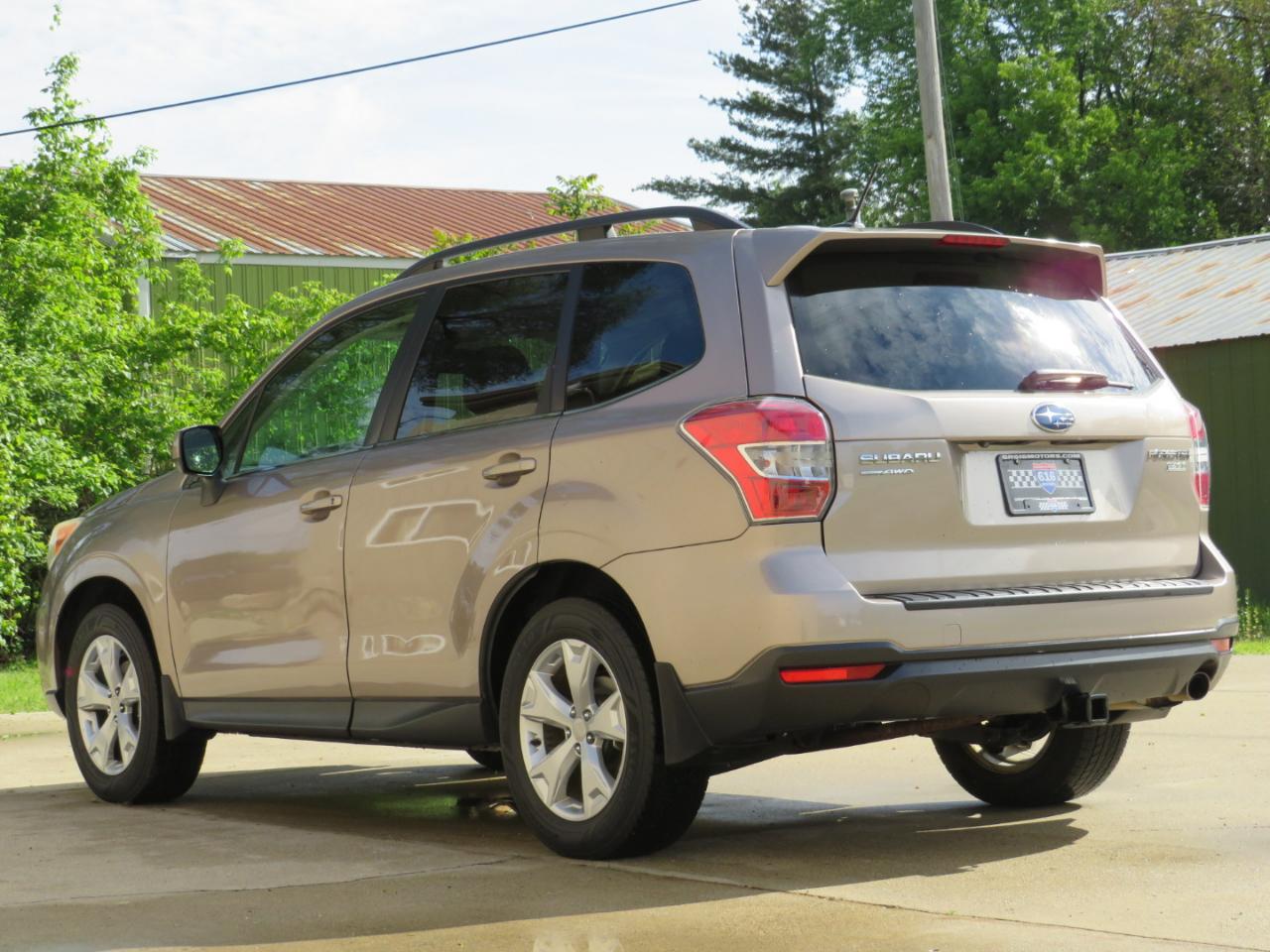 Subaru Forester 2.5i Limited 2014