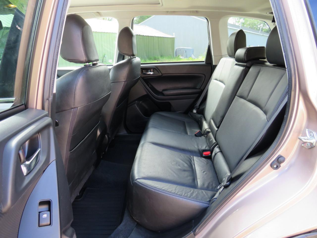 Subaru Forester 2.5i Limited 2014