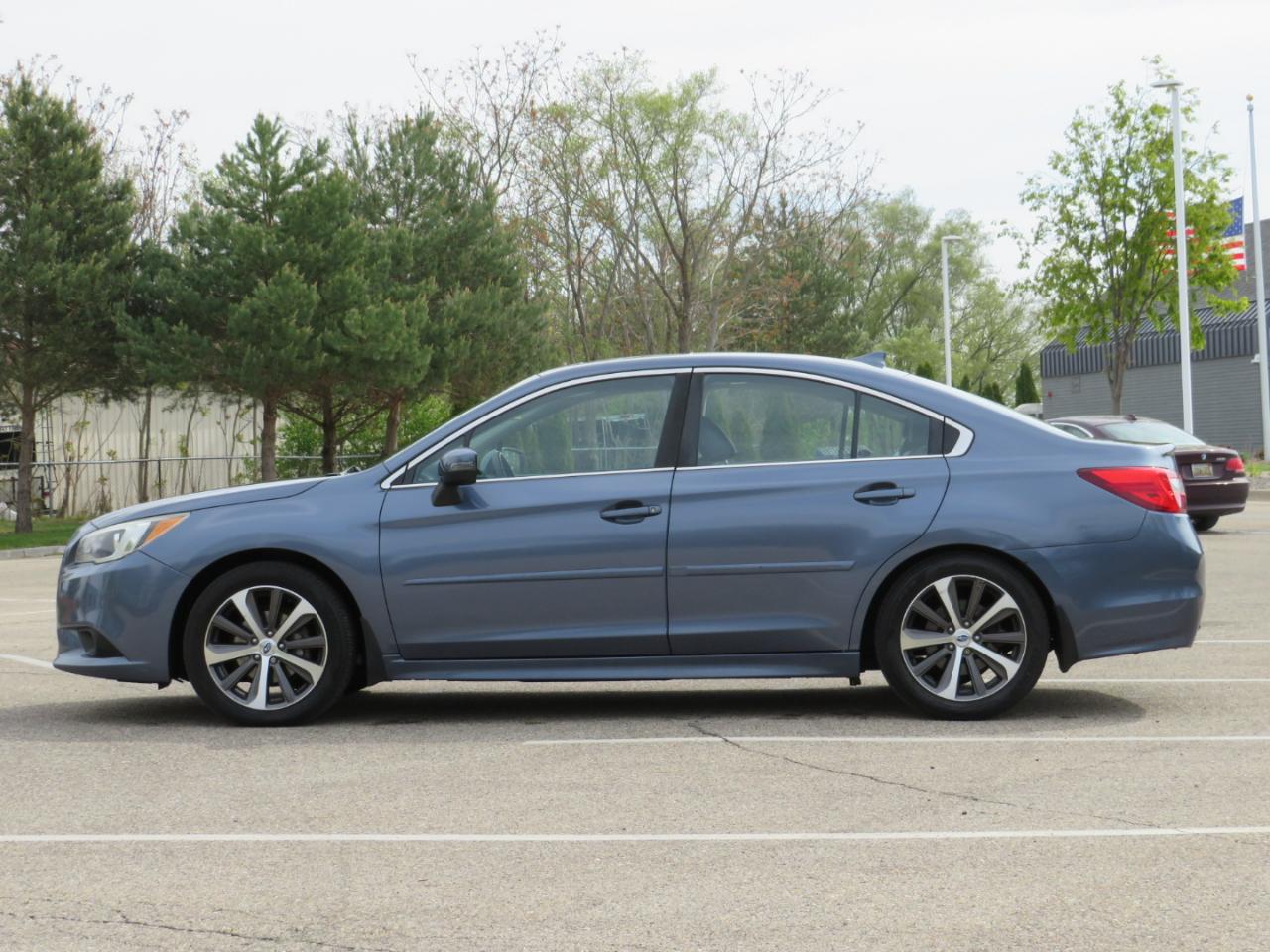 Subaru Legacy 2.5i Limited 2017