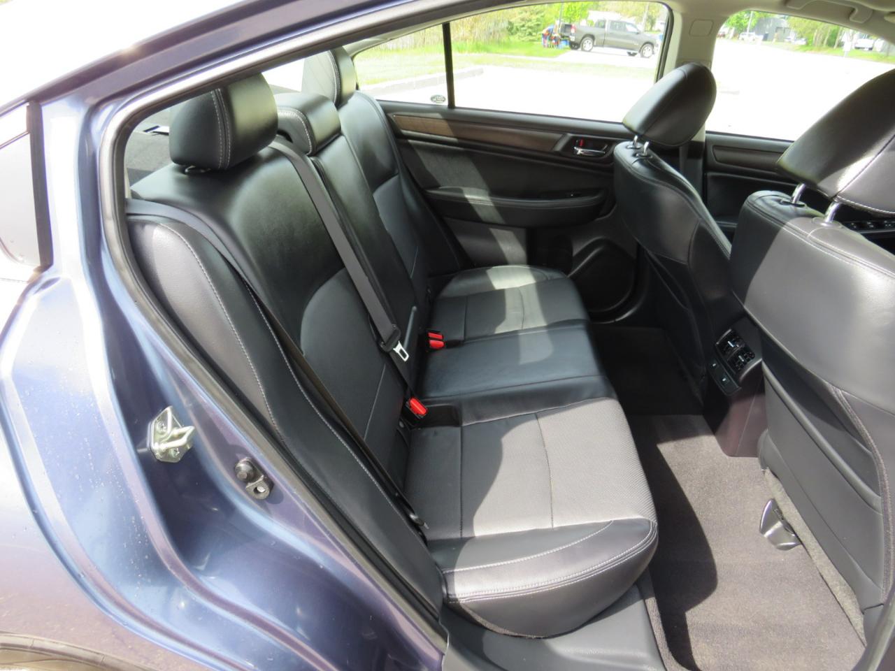 Subaru Legacy 2.5i Limited 2017