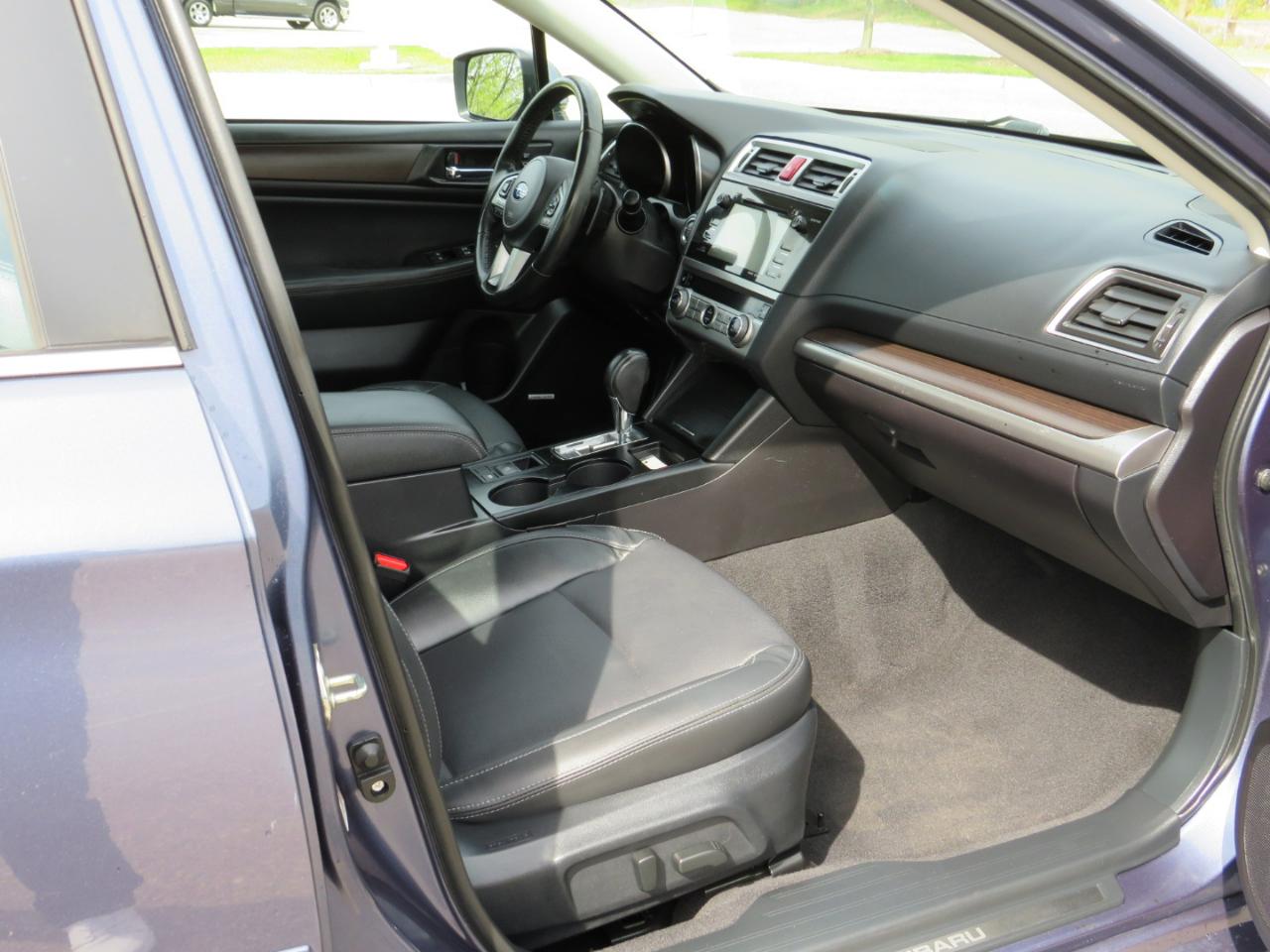 Subaru Legacy 2.5i Limited 2017