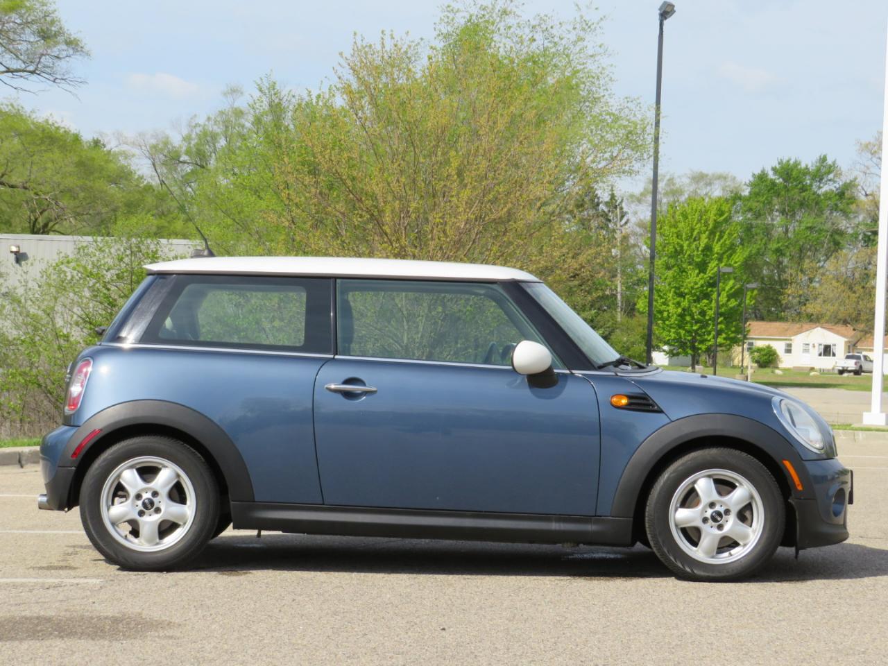 MINI Cooper Base 2011