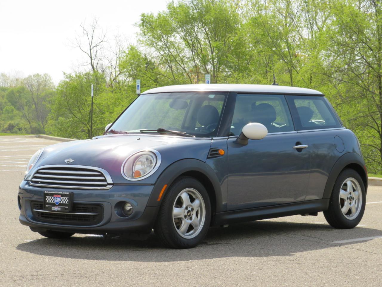 MINI Cooper Base 2011
