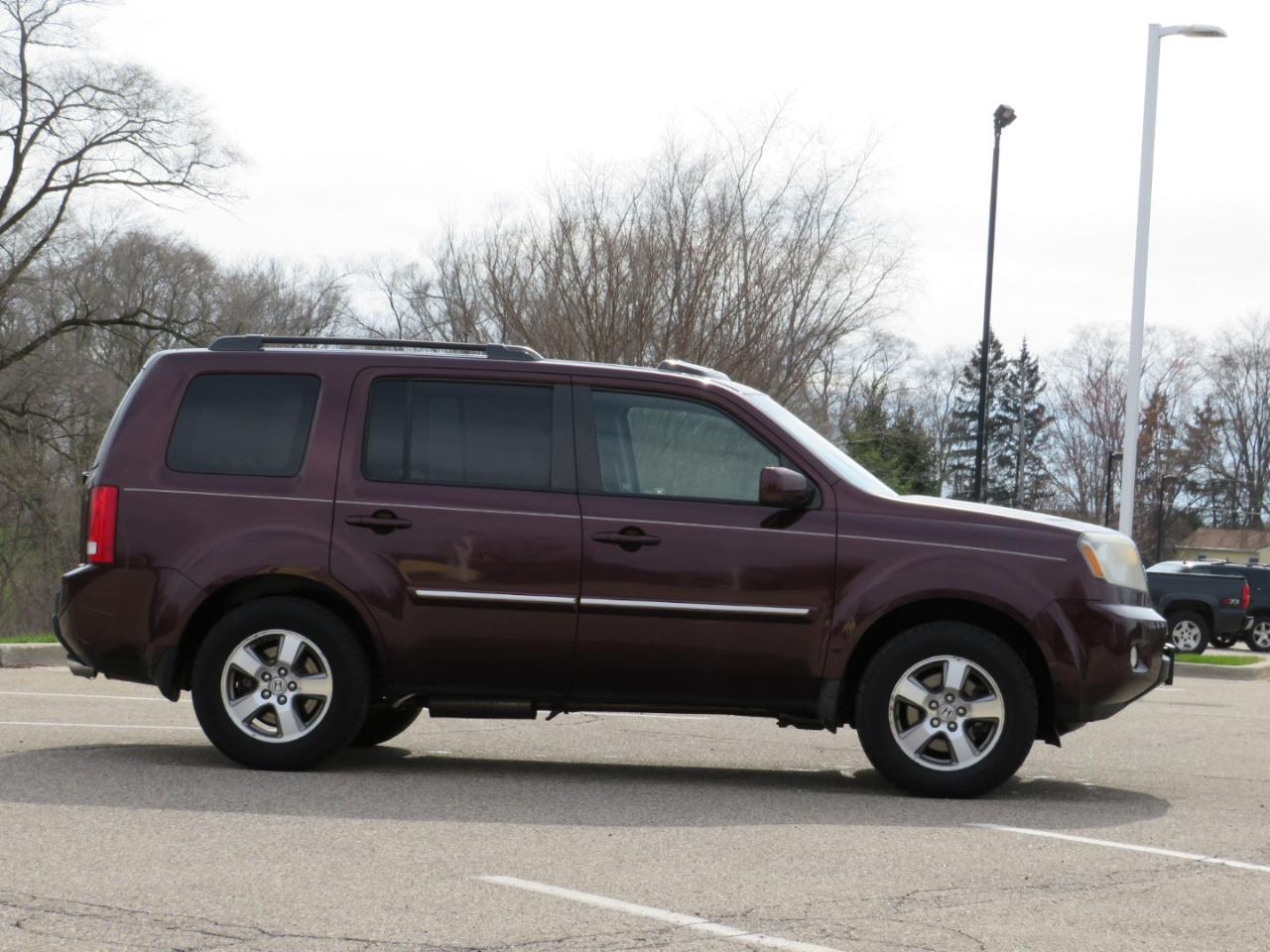 Honda Pilot EX-L 2WD 5-Spd AT 2010