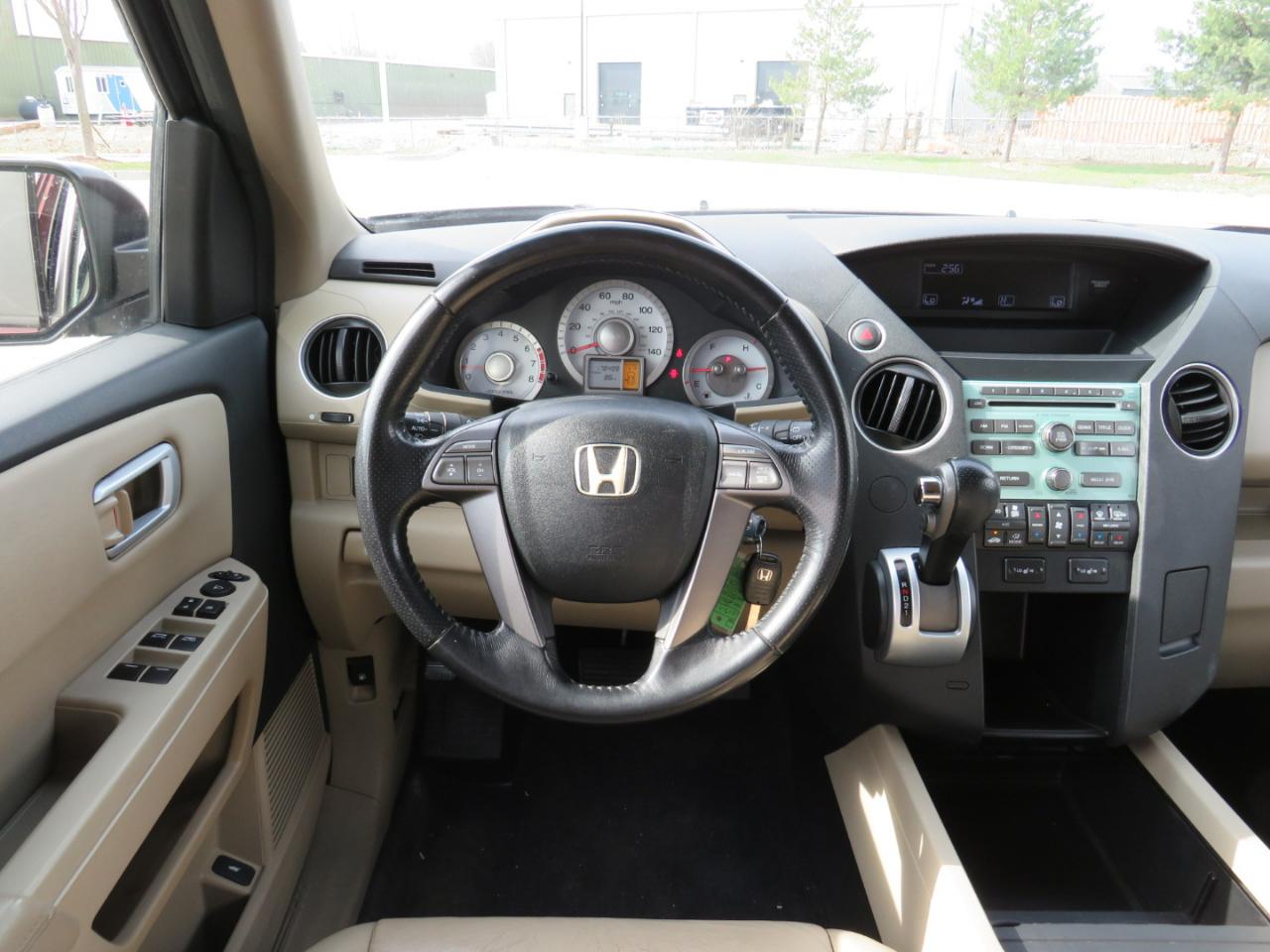 Honda Pilot EX-L 2WD 5-Spd AT 2010