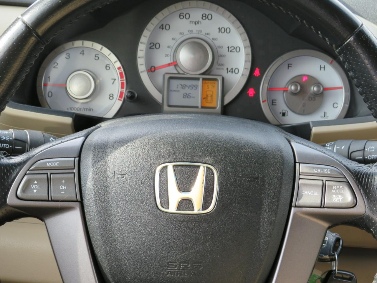 Honda Pilot EX-L 2WD 5-Spd AT 2010