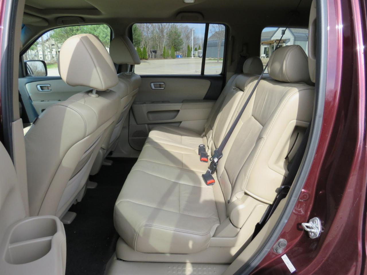 Honda Pilot EX-L 2WD 5-Spd AT 2010