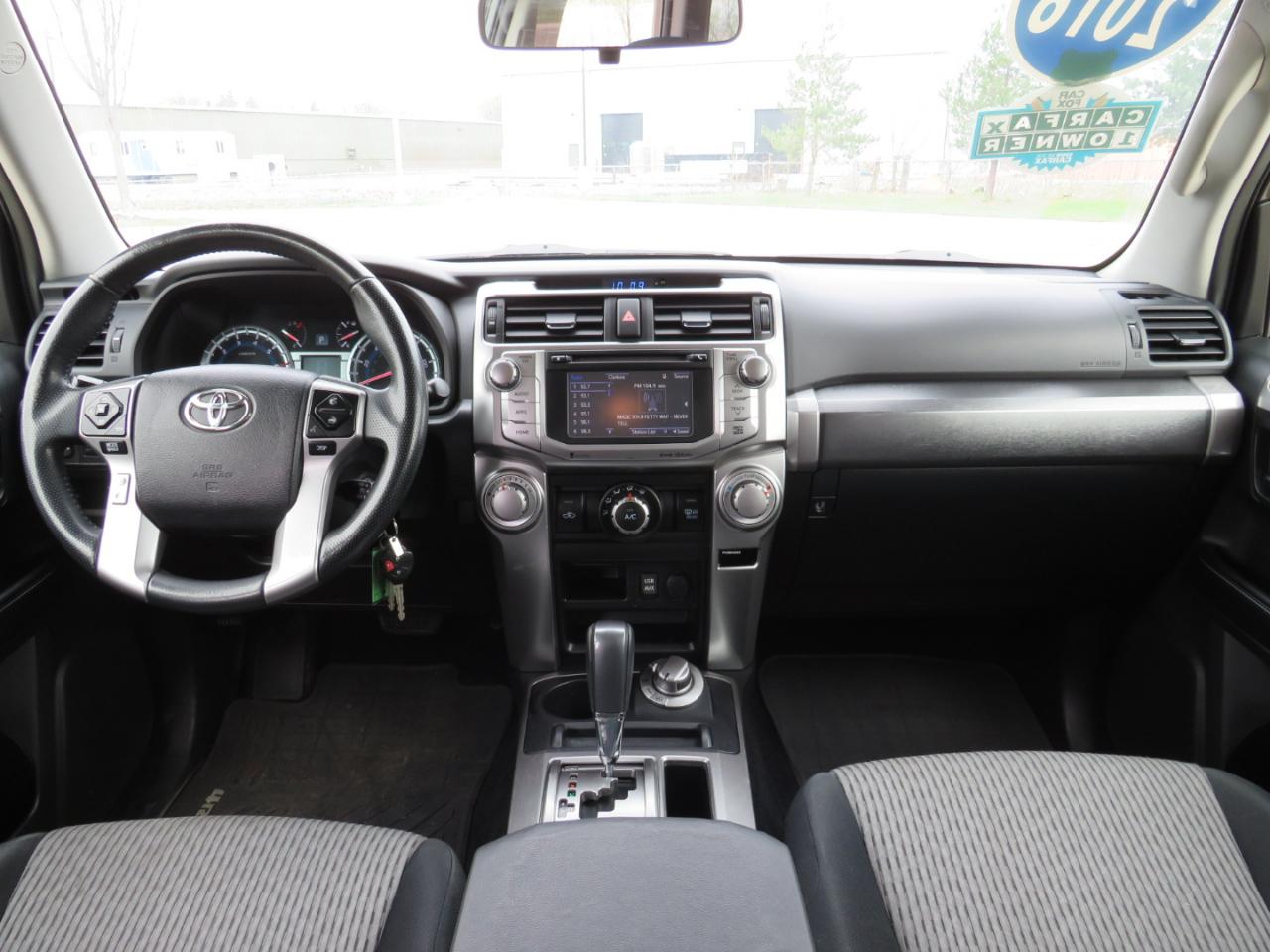 Toyota 4Runner SR5 4WD 2016