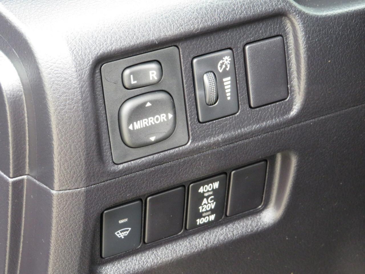 Toyota 4Runner SR5 4WD 2016