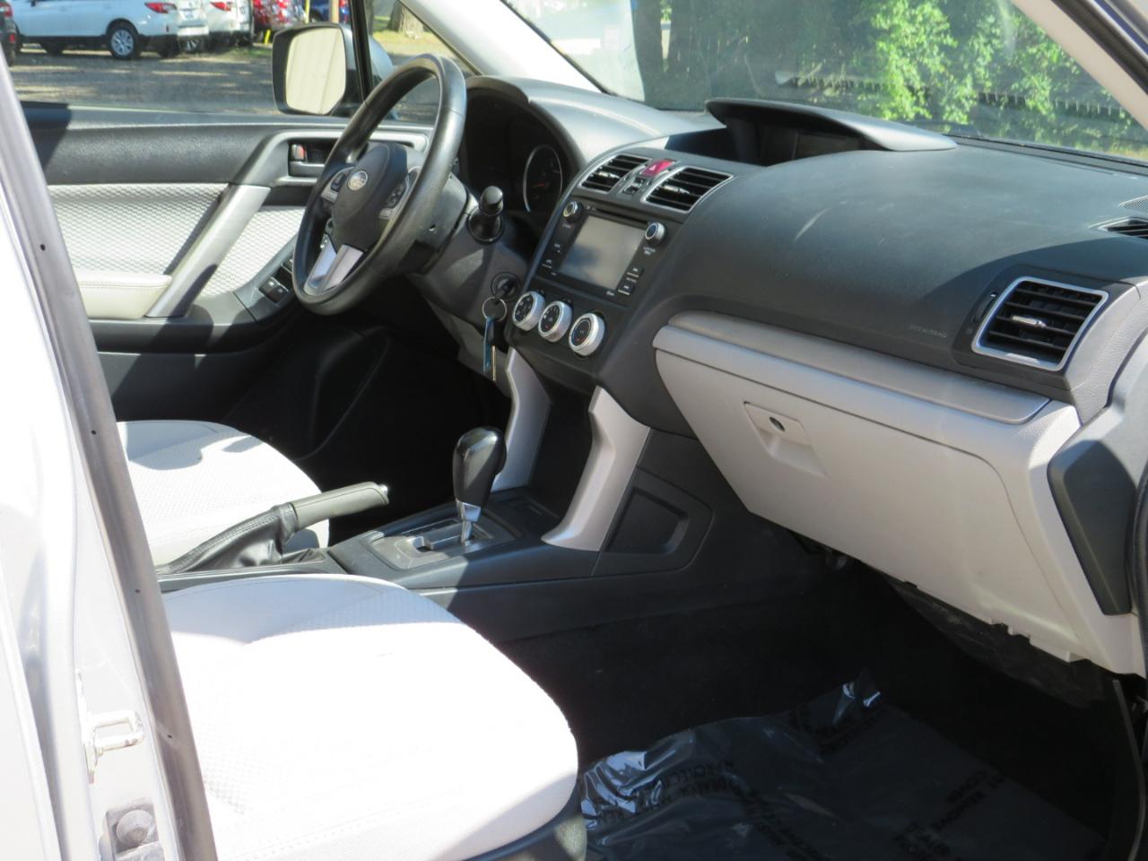 Subaru Forester 2.5i Premium PZEV CVT 2018