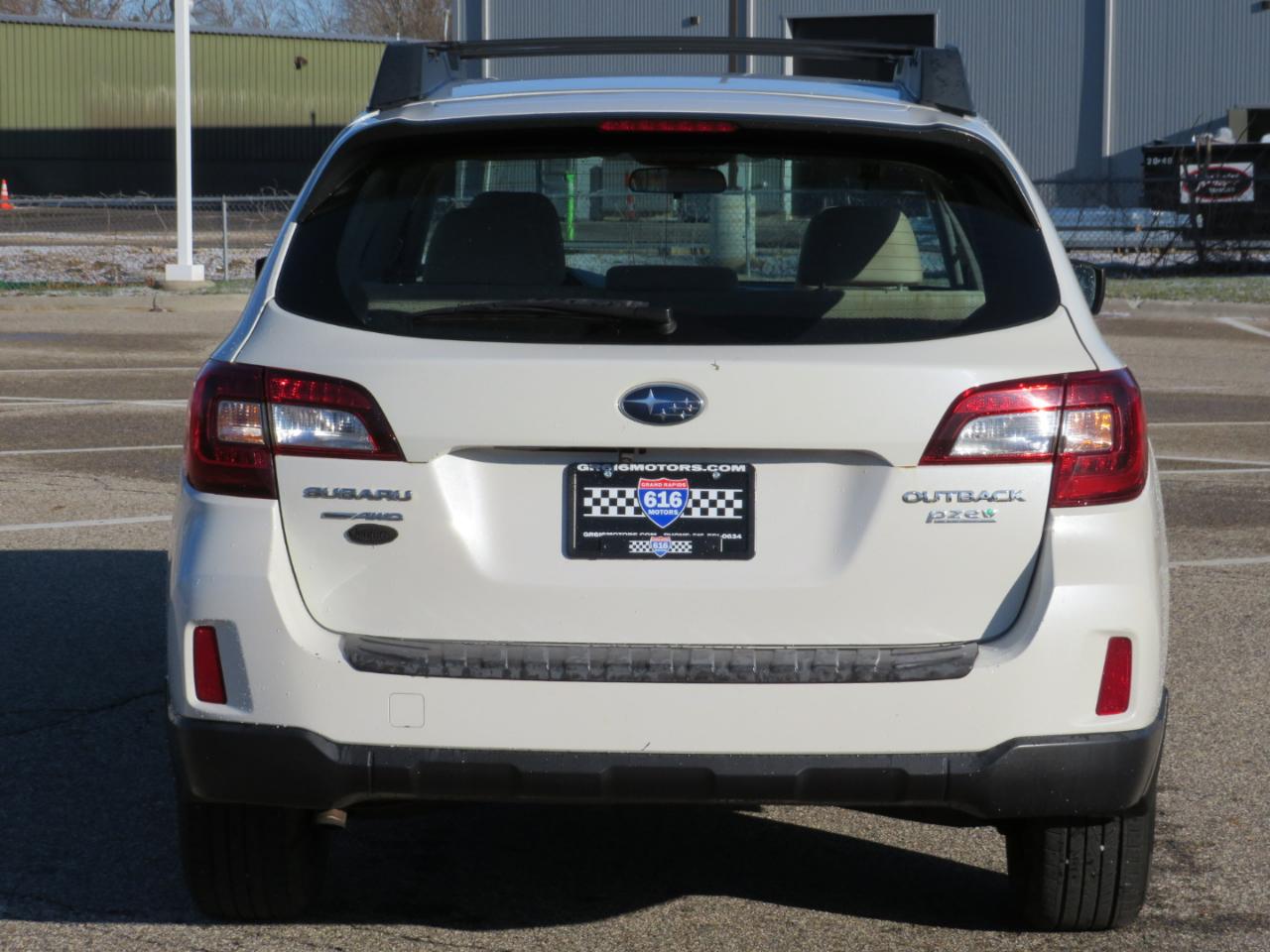 Subaru Outback 2.5i 2015