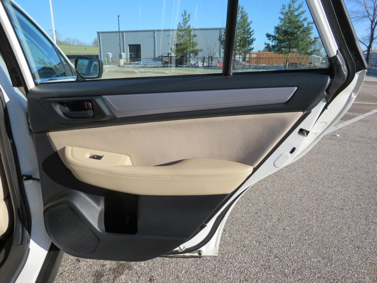 Subaru Outback 2.5i 2015