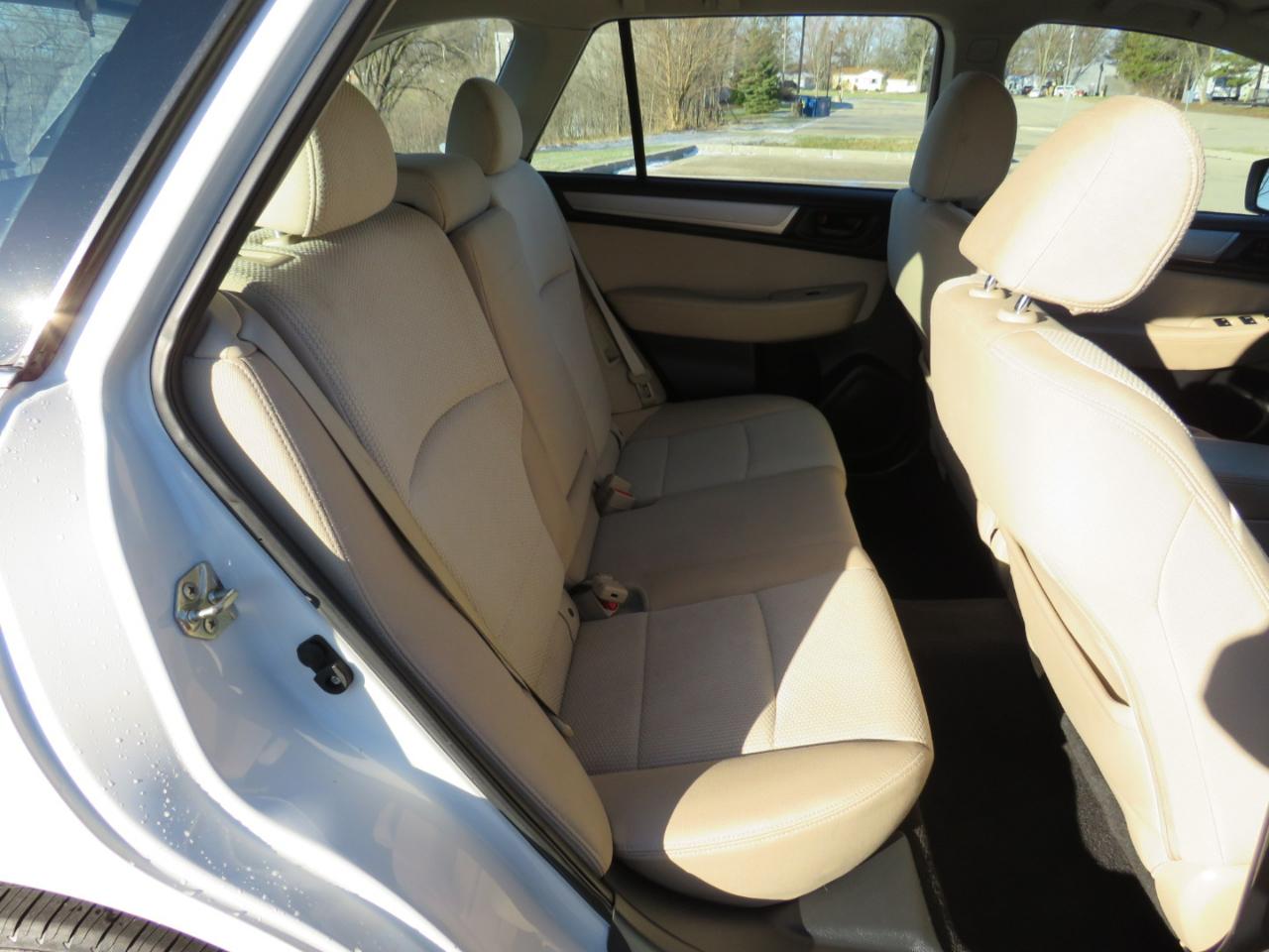 Subaru Outback 2.5i 2015