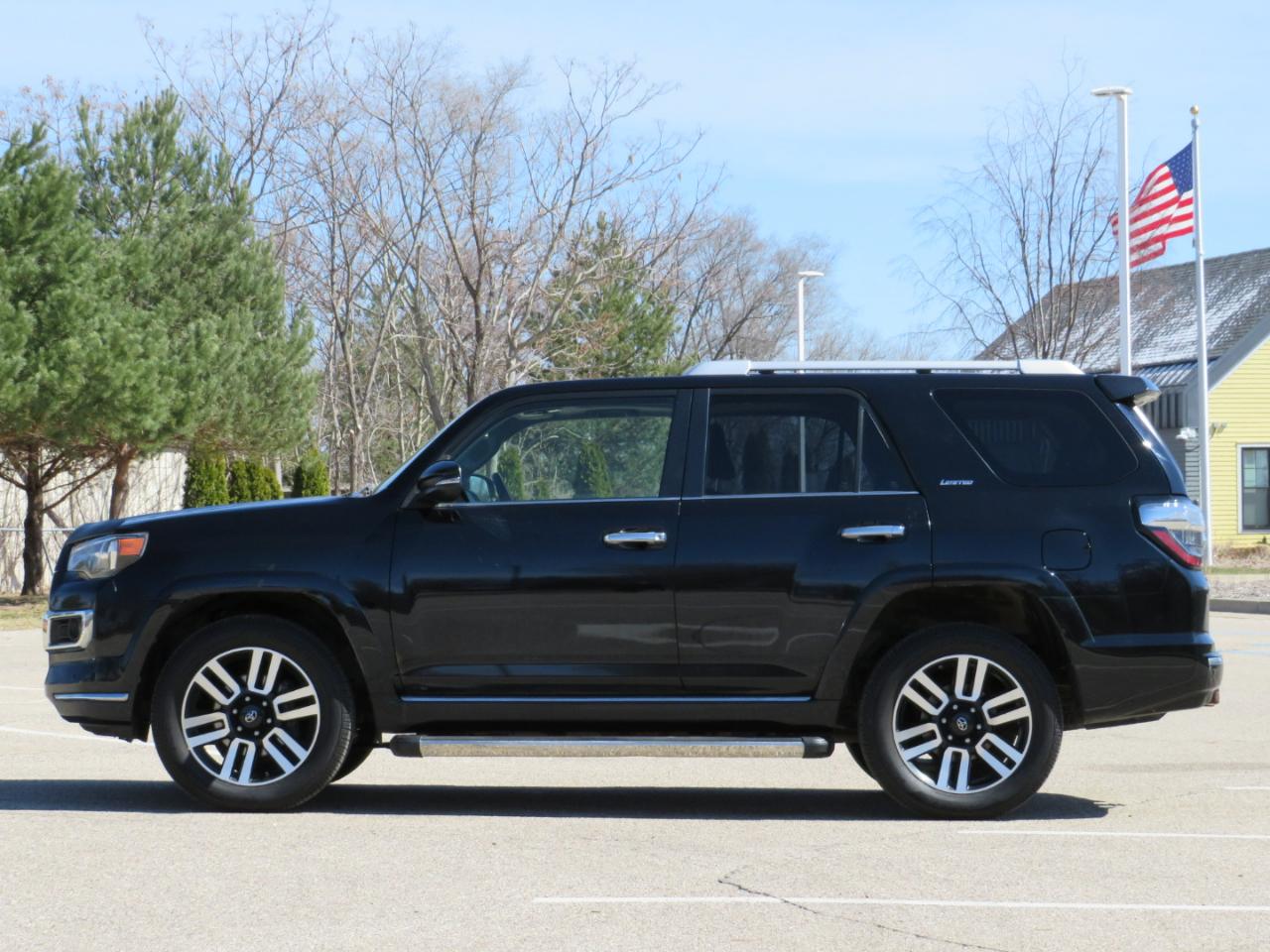 Toyota 4Runner Limited V6 4WD 2016