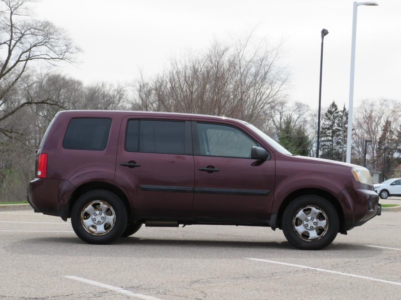 Honda Pilot LX 4WD 5-Spd AT 2011
