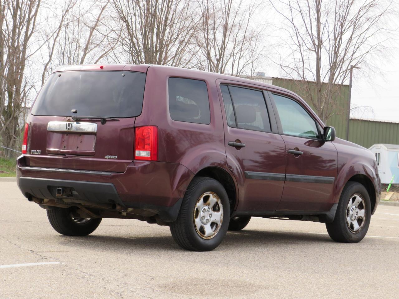 Honda Pilot LX 4WD 5-Spd AT 2011