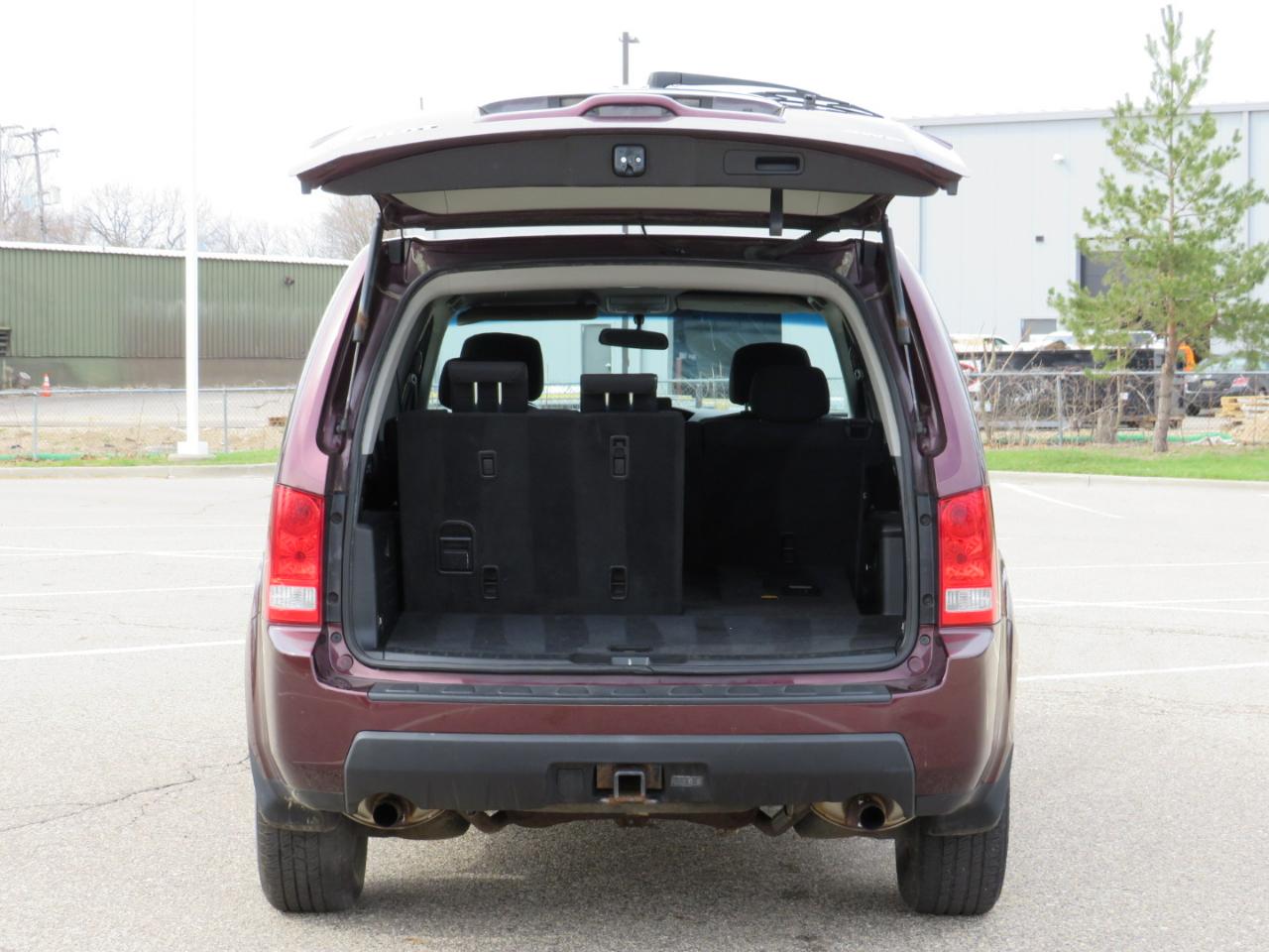 Honda Pilot LX 4WD 5-Spd AT 2011