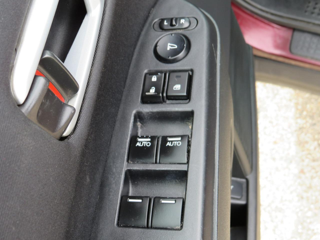 Honda Pilot LX 4WD 5-Spd AT 2011