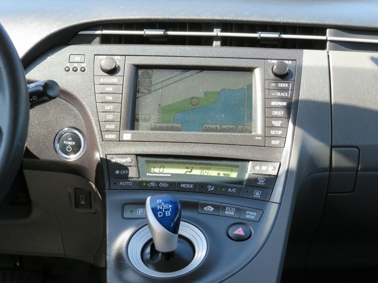 Toyota Prius Prius V 2010