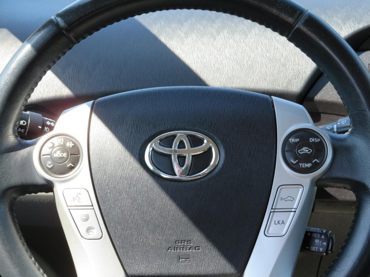 Toyota Prius Prius V 2010