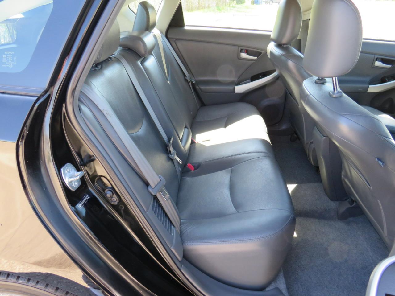 Toyota Prius Prius V 2010