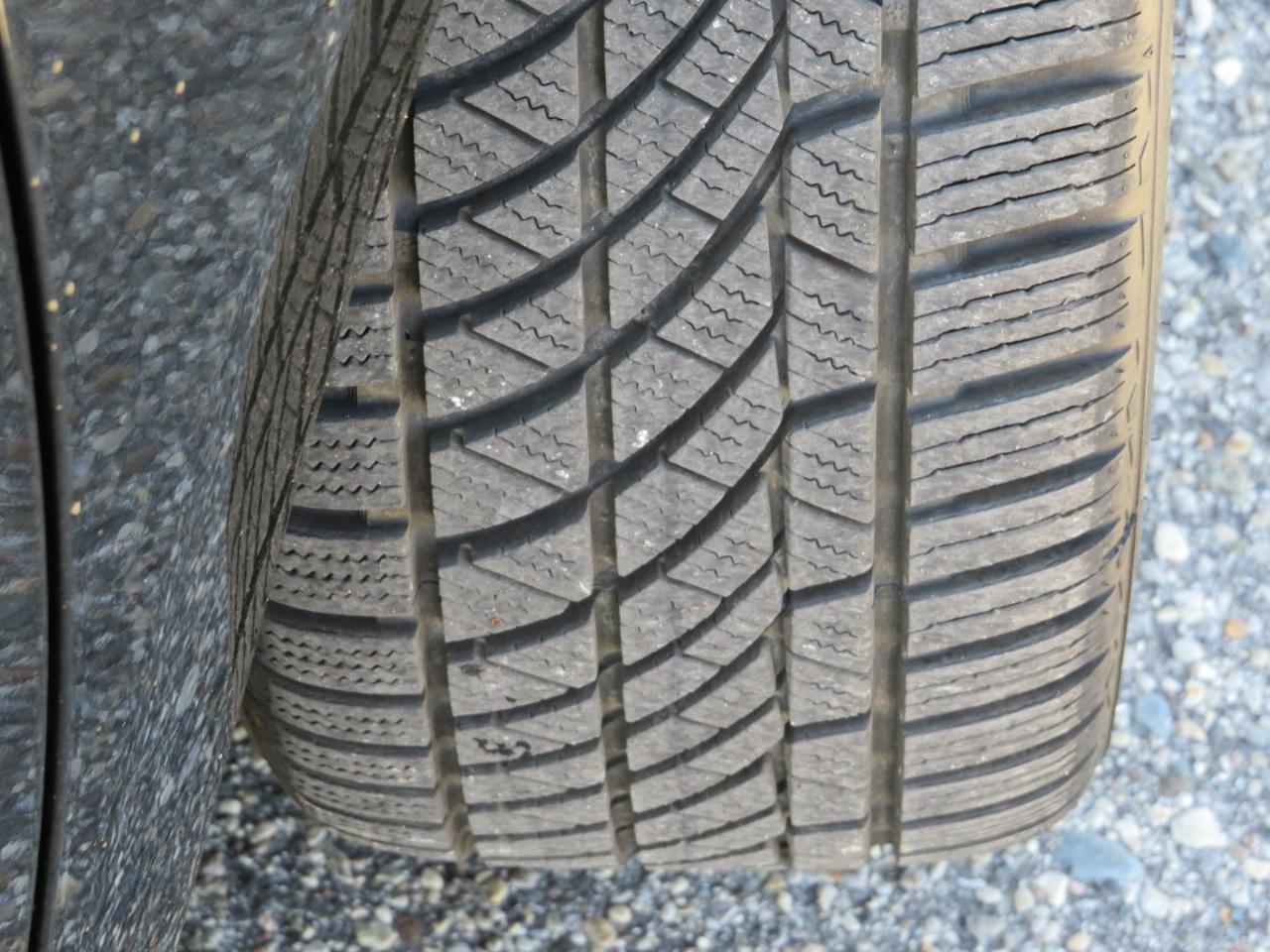 Toyota Prius Prius V 2010