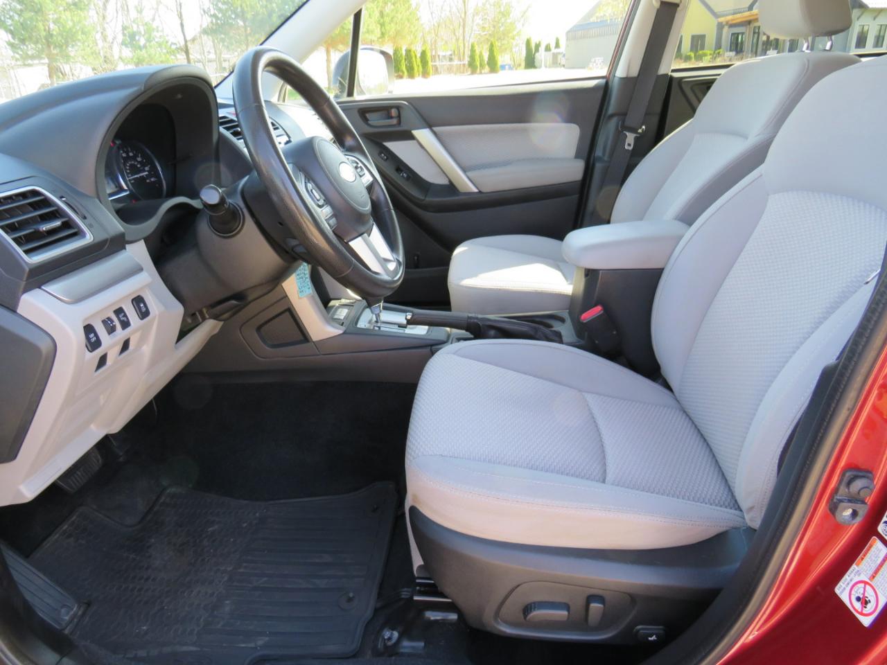 Subaru Forester 2.5i Premium 4D SUV 2017