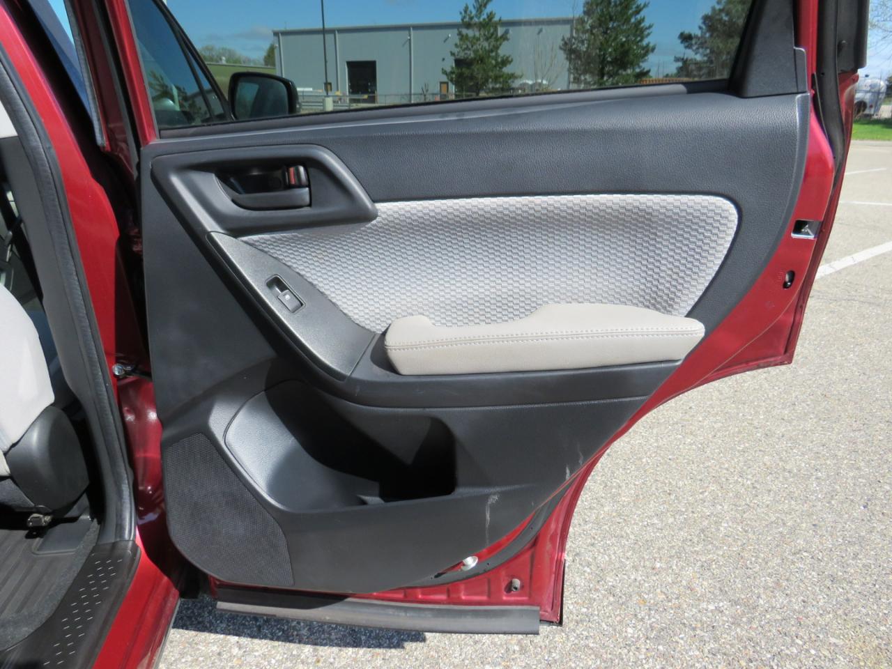 Subaru Forester 2.5i Premium 4D SUV 2017