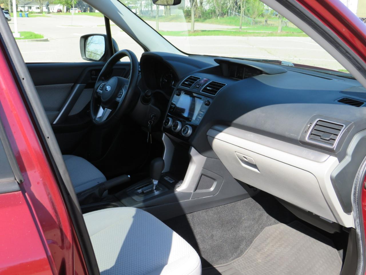 Subaru Forester 2.5i Premium 4D SUV 2017