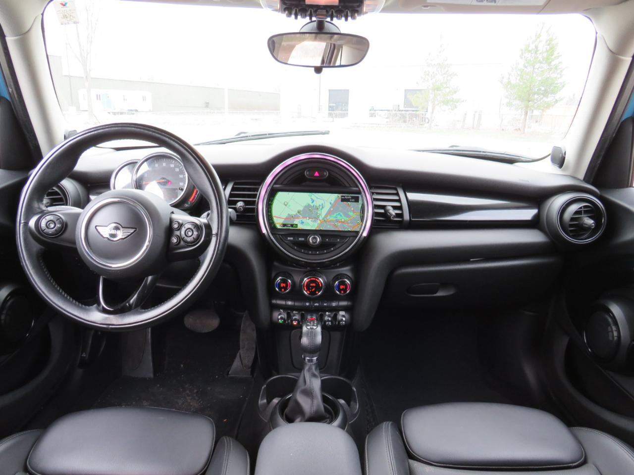 MINI Cooper 4-Door 2018