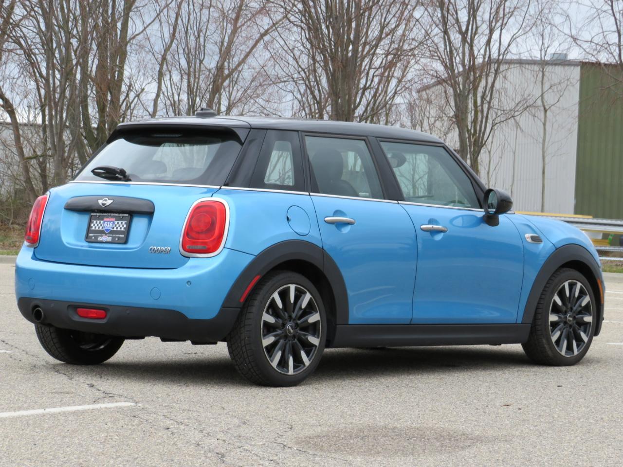 MINI Cooper 4-Door 2018