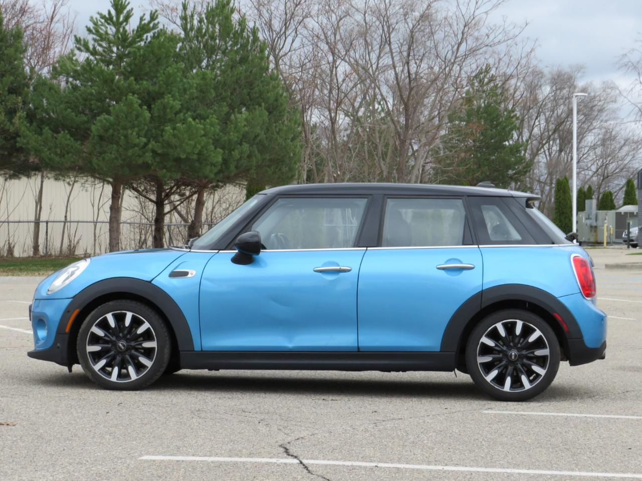 MINI Cooper 4-Door 2018