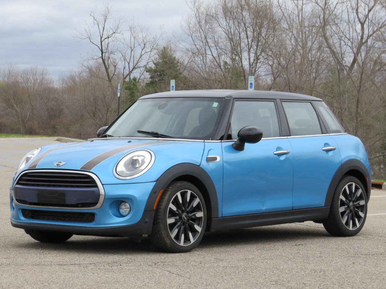 MINI Cooper 4-Door 2018