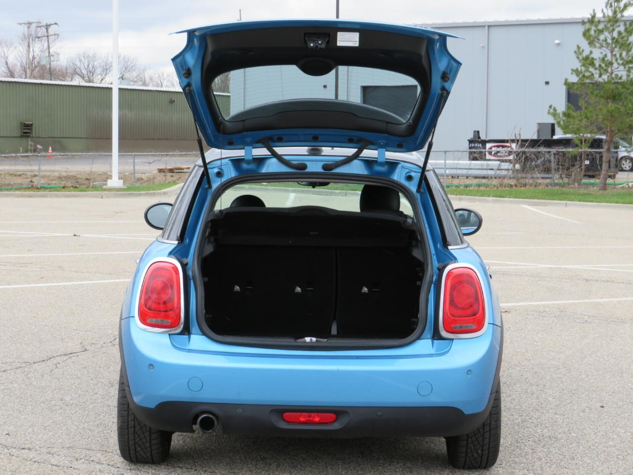 MINI Cooper 4-Door 2018