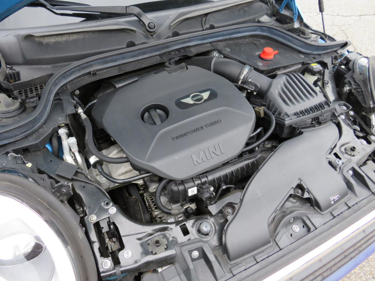 MINI Cooper 4-Door 2018