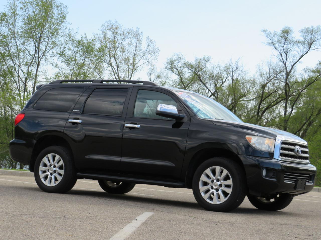 Toyota Sequoia Plantium 4WD FFV 2014