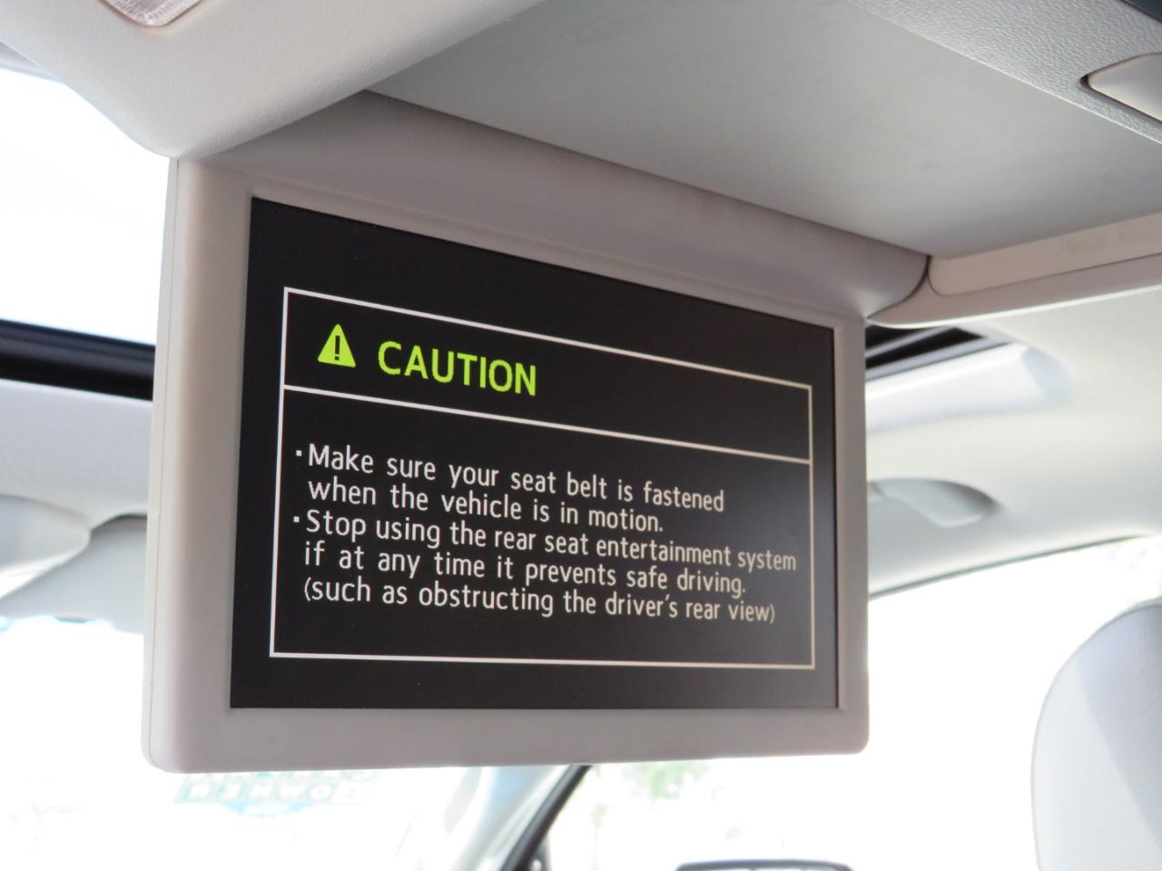Toyota Sequoia Plantium 4WD FFV 2014