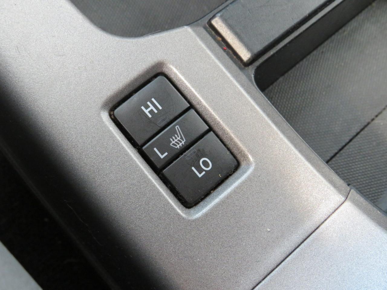 Toyota Sequoia Plantium 4WD FFV 2014