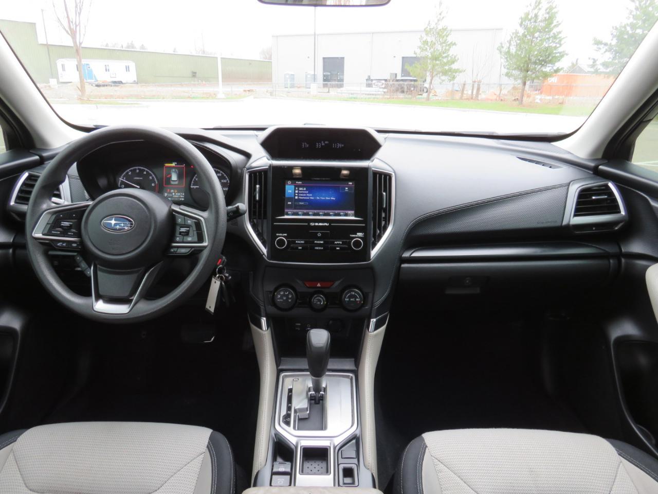 Subaru Forester Base 2024