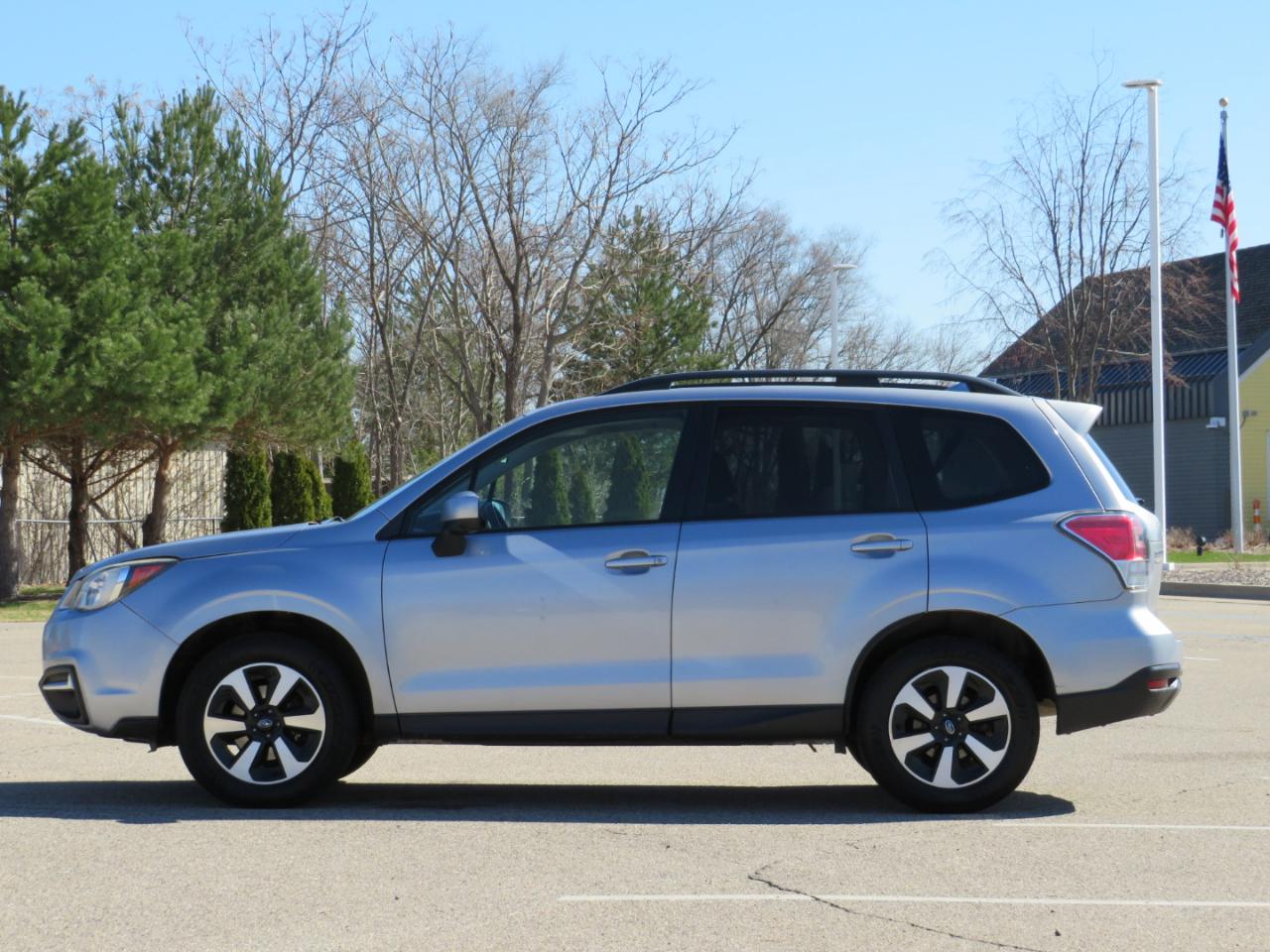 Subaru Forester 2.5i Premium PZEV CVT 2018