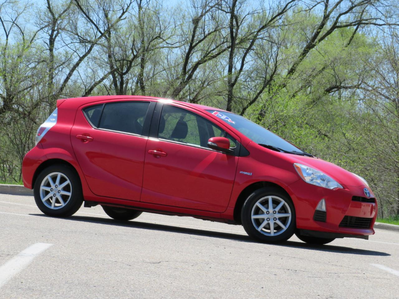 Toyota Prius c One 2013
