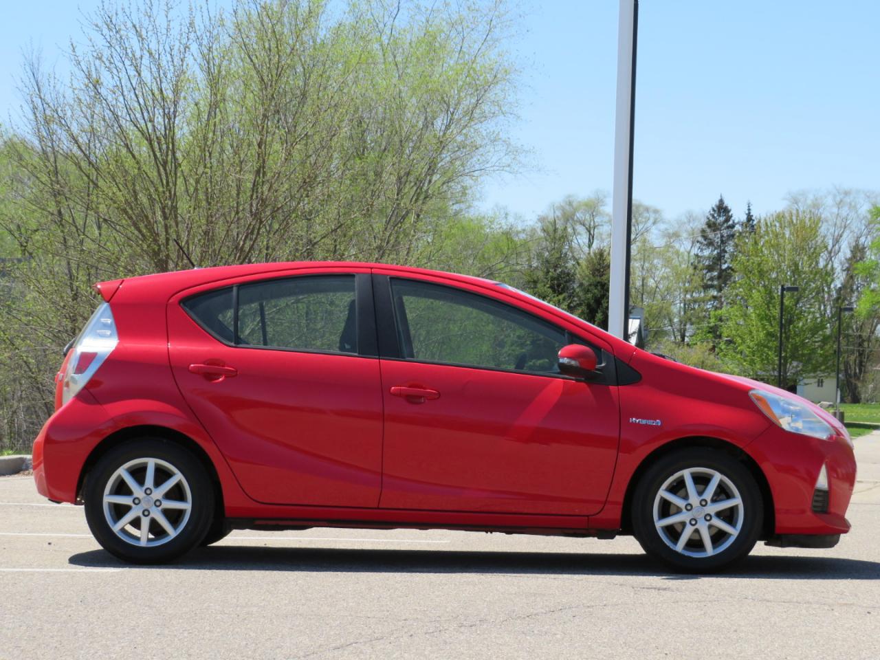 Toyota Prius c One 2013