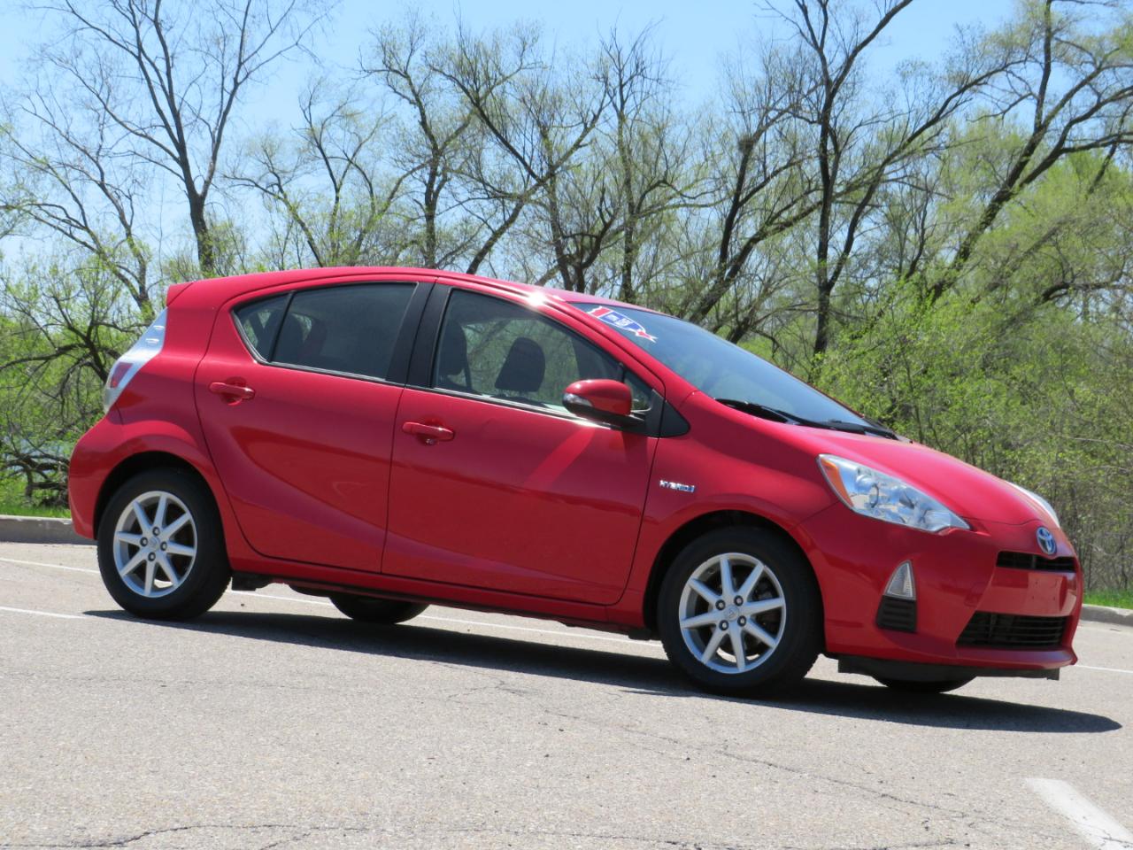 Toyota Prius c One 2013